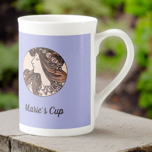 Taza De Porcelana Mujer mucha Art Nouveau y flores rosas en morado