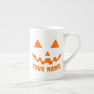 Taza De Porcelana Naranja personalizado Calabaza Halloween su nombre