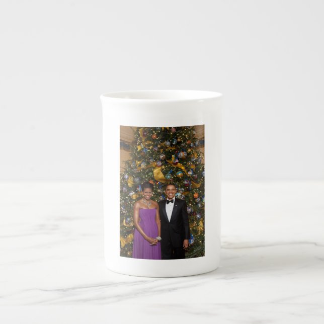 Taza De Porcelana Navidades del presidente Barack Obama y Michelle (Frente)