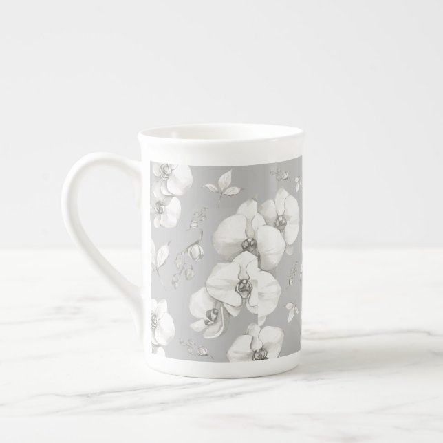Taza De Porcelana Orquídea blanca acuarela sobre gris | (Izquierda)
