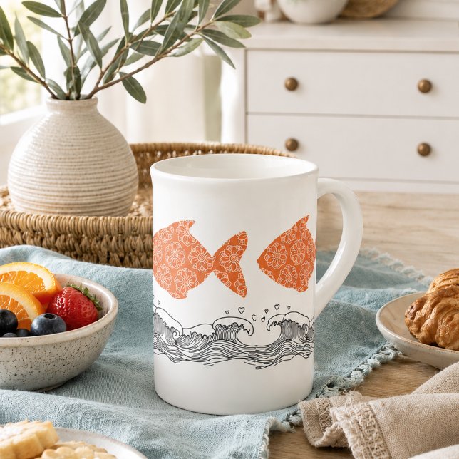 Taza de porcelana ósea de peces y olas costeras (Subido por el creador)