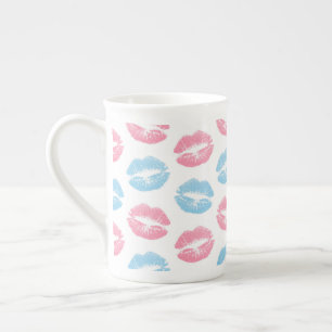 Taza De Porcelana Patrón de labios azules y rosas, lápiz labial, bes