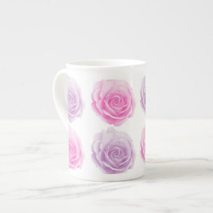 Taza De Porcelana Patrón floral rosa y púrpura