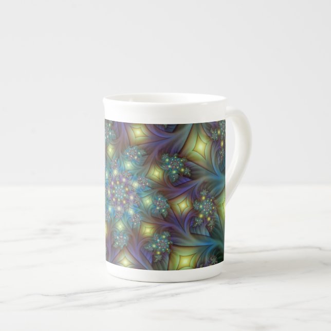 Taza De Porcelana Patrón fractal azul violeta iluminado (Derecha)