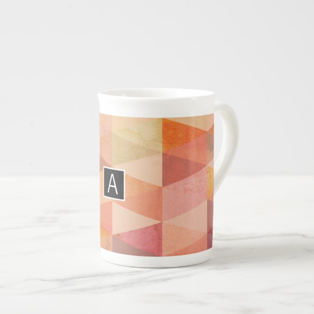 Taza De Porcelana Patrón geométrico de triángulo suave | Monogramado (Derecha)