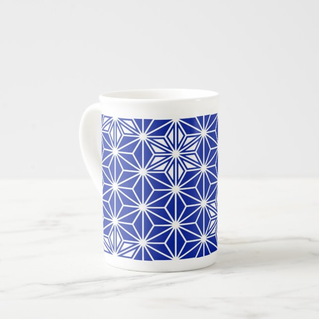 Taza De Porcelana Patrón japonés de Asanoha - azul cobalto (Izquierda)