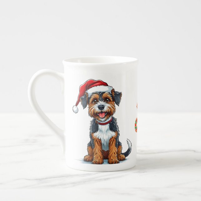 Taza De Porcelana Perro de caricatura alegre con sombrero de Santa (Izquierda)