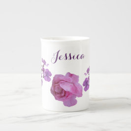 Taza De Porcelana Personalizable Jessica nombre rosa púrpura floral