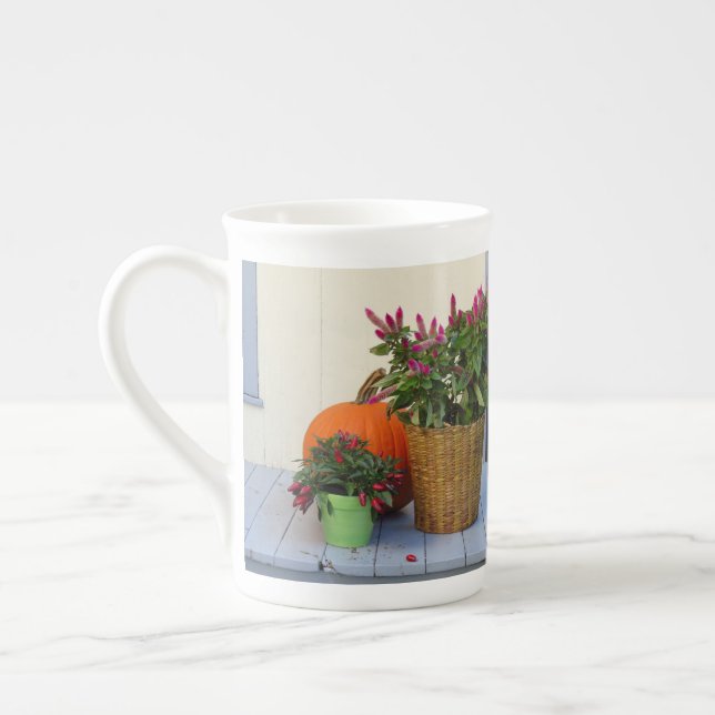 Taza De Porcelana Planta de calabaza y pimienta - Viñedo de Martha (Izquierda)
