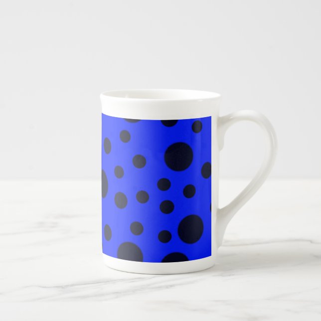 Taza De Porcelana Punto de polka negro simple moderno sobre el patró (Derecha)