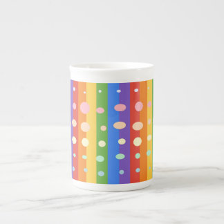 TAZA DE PORCELANA PUNTOS DE ARCOÍRIS RAYAS