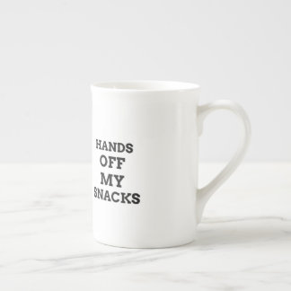 Taza De Porcelana Quita tus manos de mis snacks