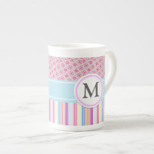 Taza De Porcelana Rayas y modelo rosados