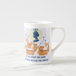 Taza De Porcelana Reina y corgis testigos y caprichos