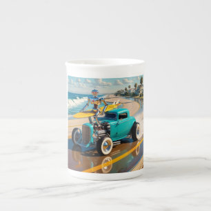 Taza De Porcelana Robot con tabla de surf encima de un coche vintage
