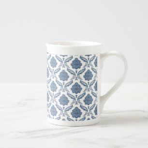 Taza De Porcelana Rococo Damask Patrón Pequeño Azul sobre Blanco