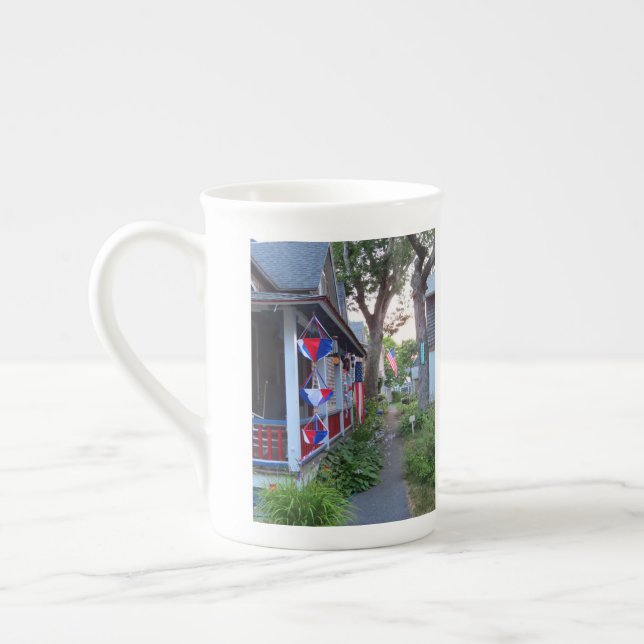 Taza De Porcelana Rojo, blanco y azul - Viñero de Martha (Izquierda)