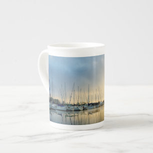 Taza De Porcelana Rompiendo a través de II