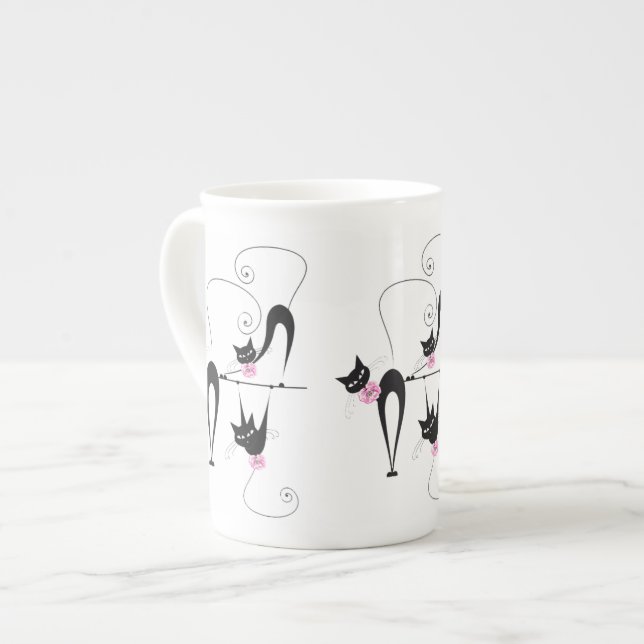 Taza De Porcelana Rosa femenino del gato negro (Izquierda)