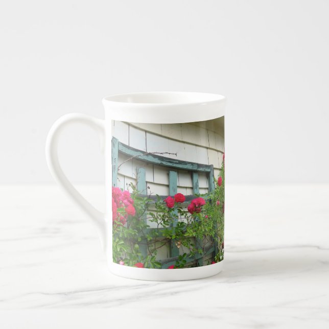 Taza De Porcelana Rosa Trellis - Viñedo de Martha (Izquierda)