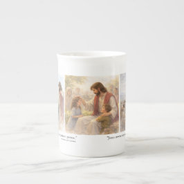 Taza de porcelana sin persona sin importancia