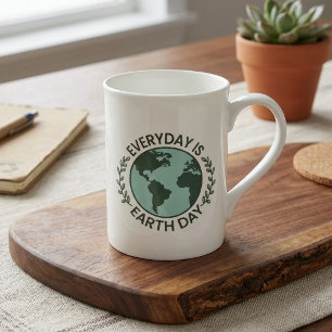 Taza De Porcelana Todos los Días son el Día de la Tierra - Amante de