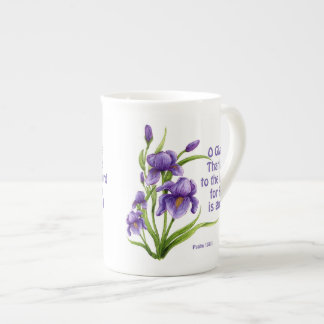 Taza De Porcelana Un hermoso ramo de flores de Iris con escritura