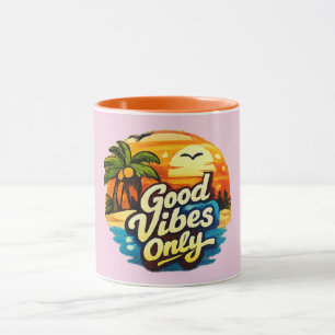 Taza de puesta de sol retro con buenas vibras sola