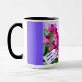 Taza de tulipanes del Día de la Madre feliz