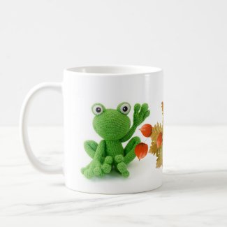 Taza de una rana muy verde de crochet
