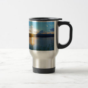 Taza De Viaje Atardecer azul en el lago