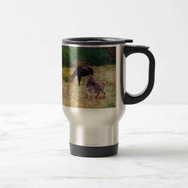 Taza De Viaje Burro y caballo en un campo de otoño. (Derecha)