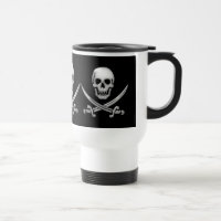 Calavera pirata y cruces de espadas vidriosas
