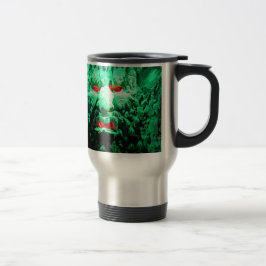 Taza De Viaje Cara enmascarada aterradora en la cara de la roca
