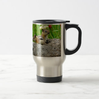 Taza De Viaje Chipmunks y flores silvestres