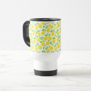 Taza de viaje con limones