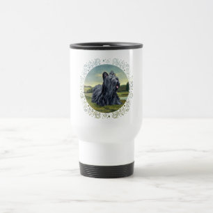 Taza de viaje con Skye Terrier en paisaje