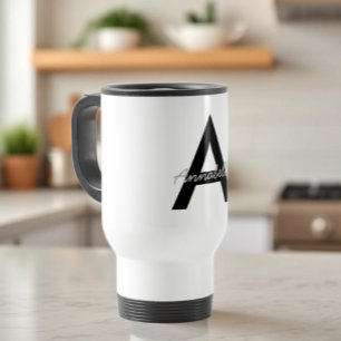 Taza de viaje con tipografía personalizada de mono