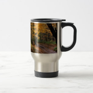 Taza De Viaje El camino del otoño viajó menos