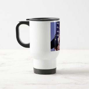 Taza De Viaje El presidente Trump abraza la bandera estadouniden