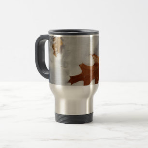 Taza De Viaje hoja de roble en la nieve