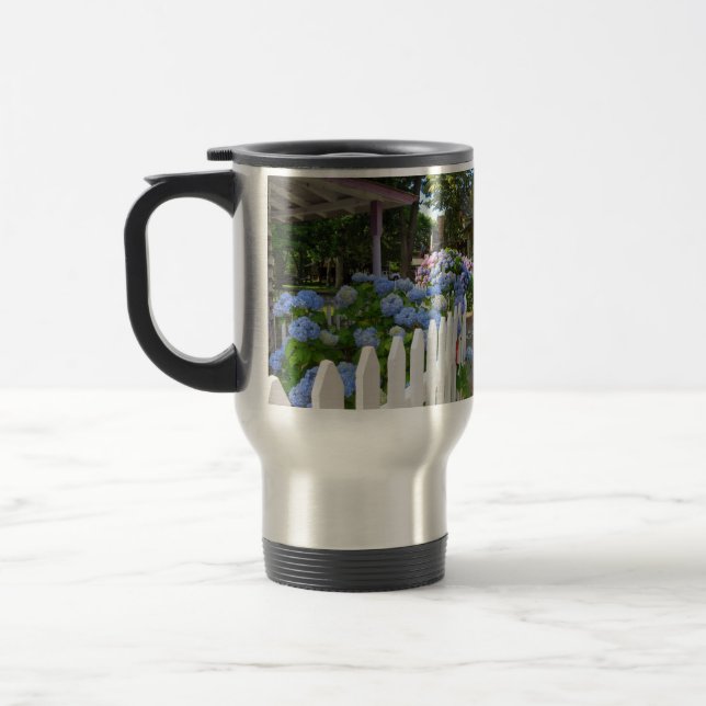 Taza De Viaje Hydrangeas y la valla de Picket - Viñedo de Martha (Izquierda)