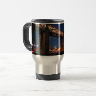 Taza De Viaje Luces bajo el puente