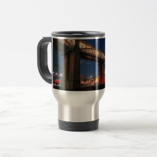 Taza De Viaje Luces bajo el puente
