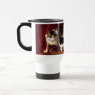 Taza De Viaje Madre gata y gatitos en la mesa