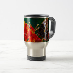 Taza De Viaje Mariposa morpho azul en flores de Crocosmia Lucife