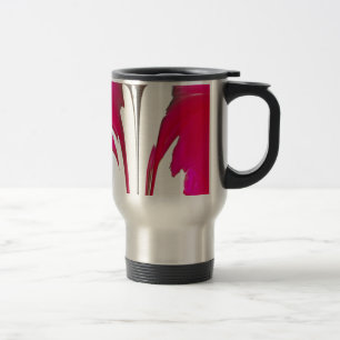 Taza De Viaje Moda asombrosa rosa rosa roja bajo el cielo blanco