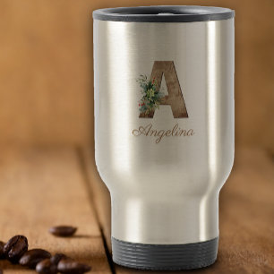 Taza De Viaje Monograma Una letra de madera una flor roja