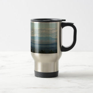 Taza De Viaje Montañas verdes