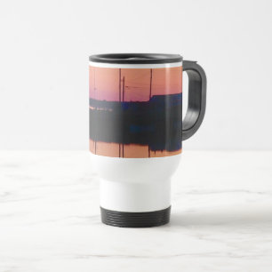 Taza De Viaje Mugre de viaje con la bella puesta de sol de la fo